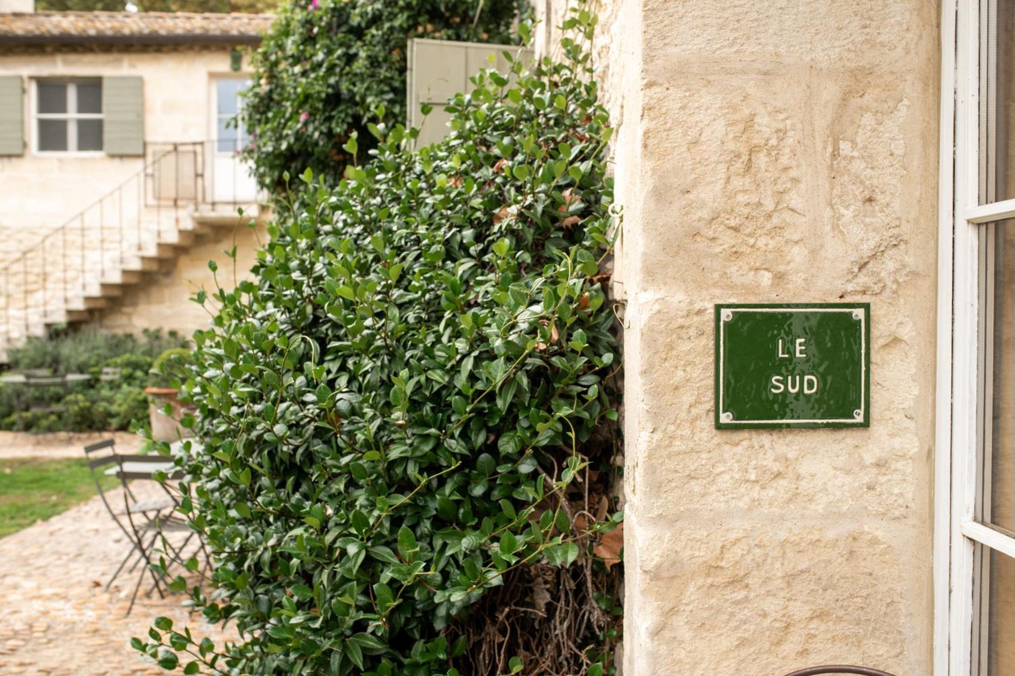 Hotel Et Appartements Domaine Des Clos - Teritoria Beaucaire  Exterior photo