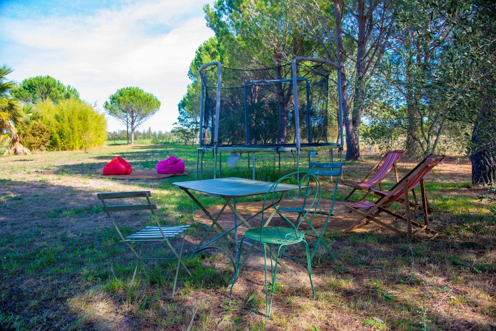 Hotel Et Appartements Domaine Des Clos - Teritoria Beaucaire  Exterior photo